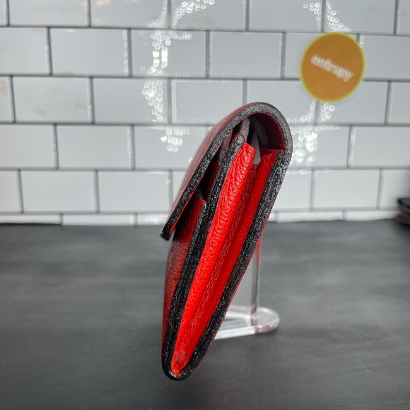 AUTHENTIC LOUIS VUITTON RED SARAH EMPRENTE WALLET - Picture 2 of 8